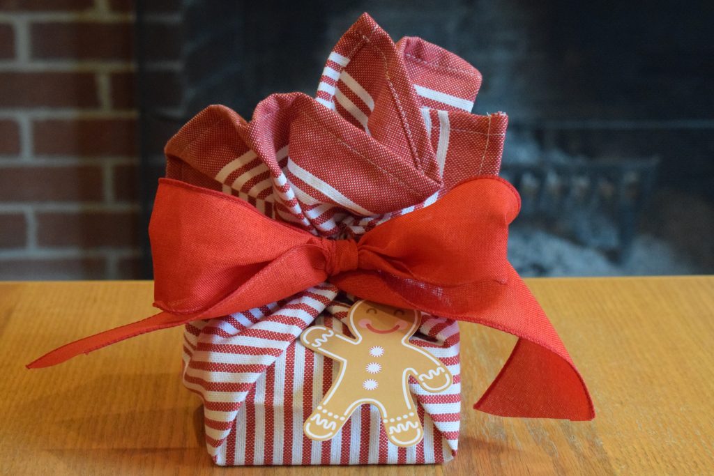 Reusable Gift Wrapping Idea, Using Kitchen Towels